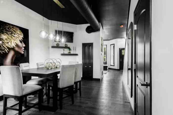 Black and white decor