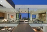 Glass house design modern interior ideas mcclean overlooking architecture basin la panels contemporary living dramatic dropping jaw residence spectacular walls