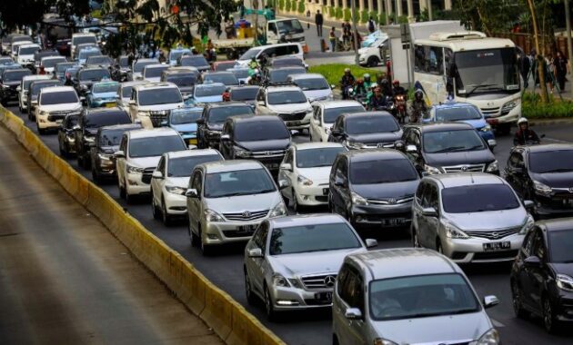 Jakarta Batasi Kendaraan Pribadi Bermotor