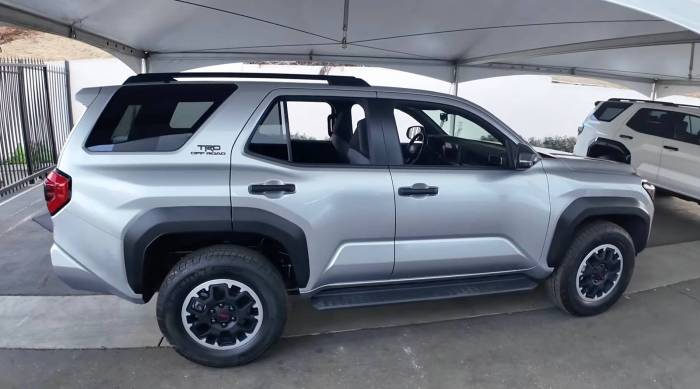 Mobil Keluarga Terbaru 2025: Fitur Canggih dan Kenyamanan Maksimal