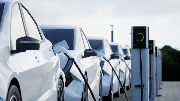Mobil Listrik Lokal Siap Bersaing Global