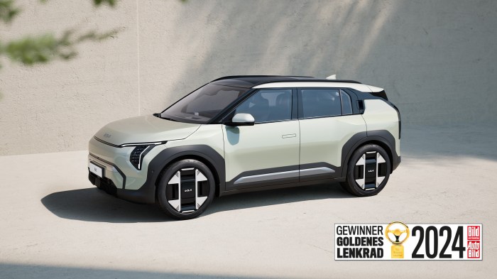 KIA EV3 2025, la nueva SUV eléctrica que promete ser una superventas ... Kia EV3 Dinobatkan sebagai World Car of the Year 2025: Inovasi dan Desain Futuristik Jadi Andalan