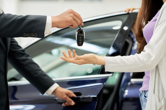 Panduan Membeli Mobil Bekas: Tips Cerdas Agar Tak Salah Pilih